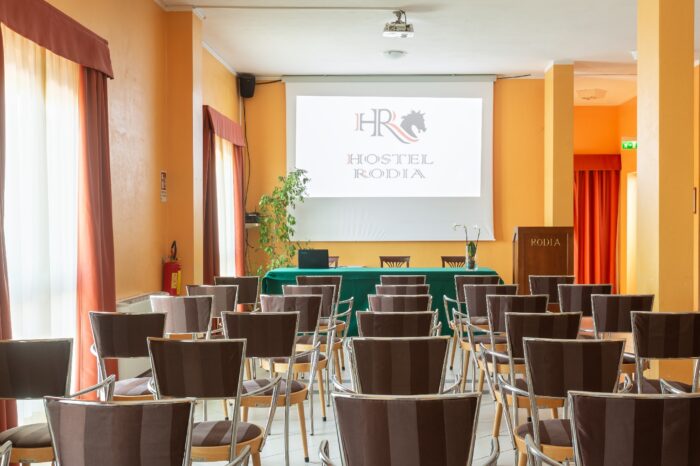 Hostel Rodia Oristano – Sala Meeting