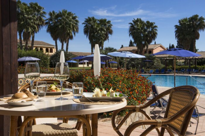 Lantana Resort **** – Giornata in piscina & light lunch